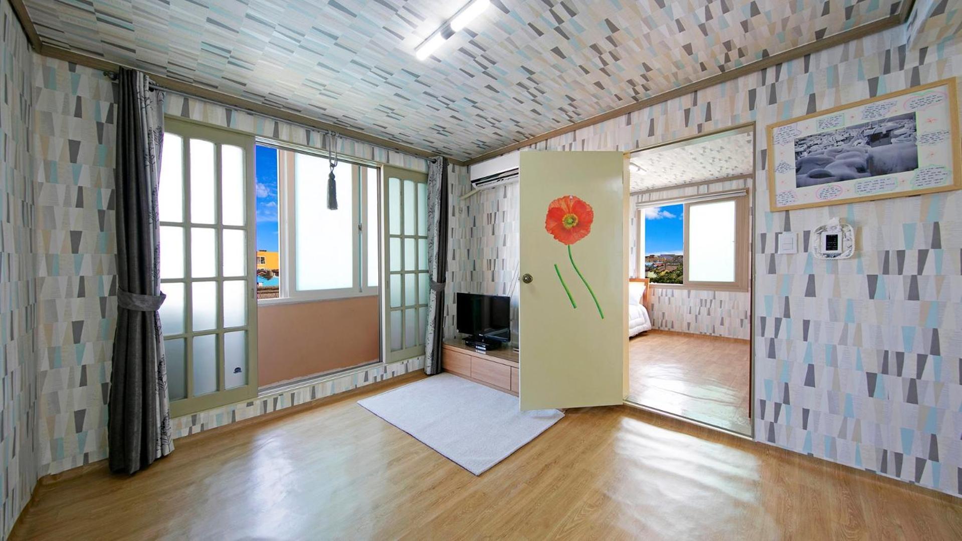 Gangneung Jumunjin Lighthouse Pension Room photo