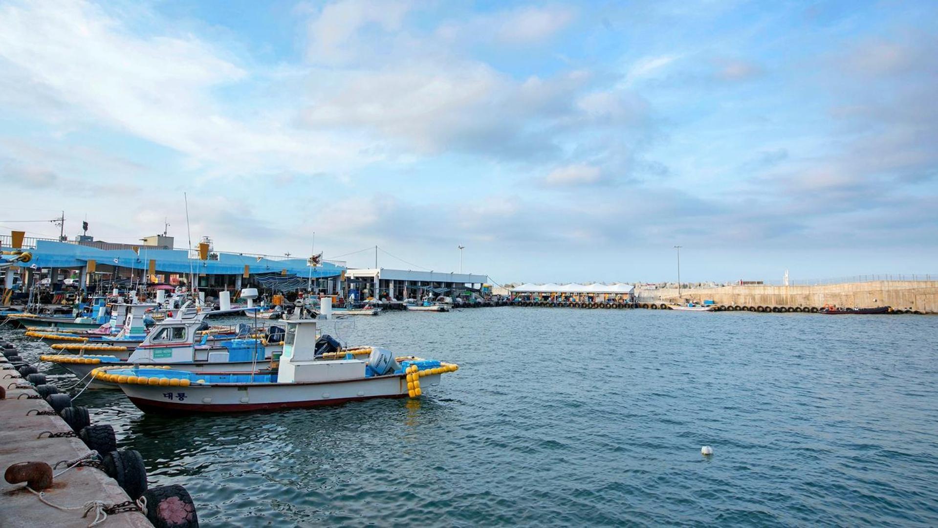 Gangneung Jumunjin Lighthouse Pension Exterior photo